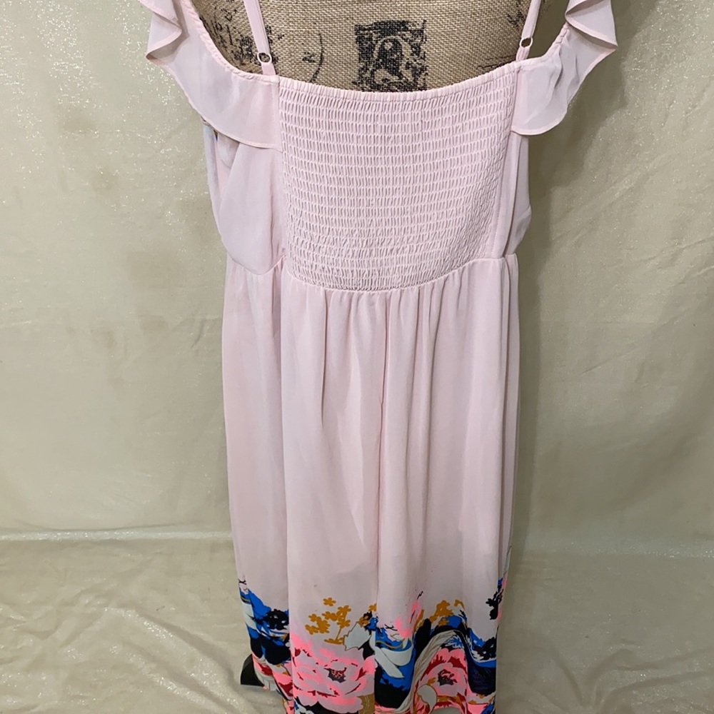 Express Dress - Picture 12 of 14